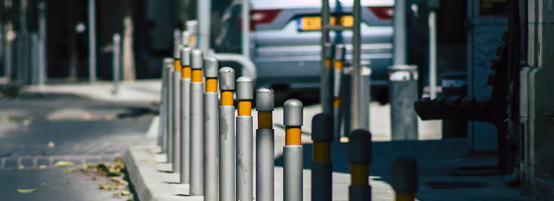 Safe and Convenient Retractable Barrier Column Systems for Properties in Bradenton, FL